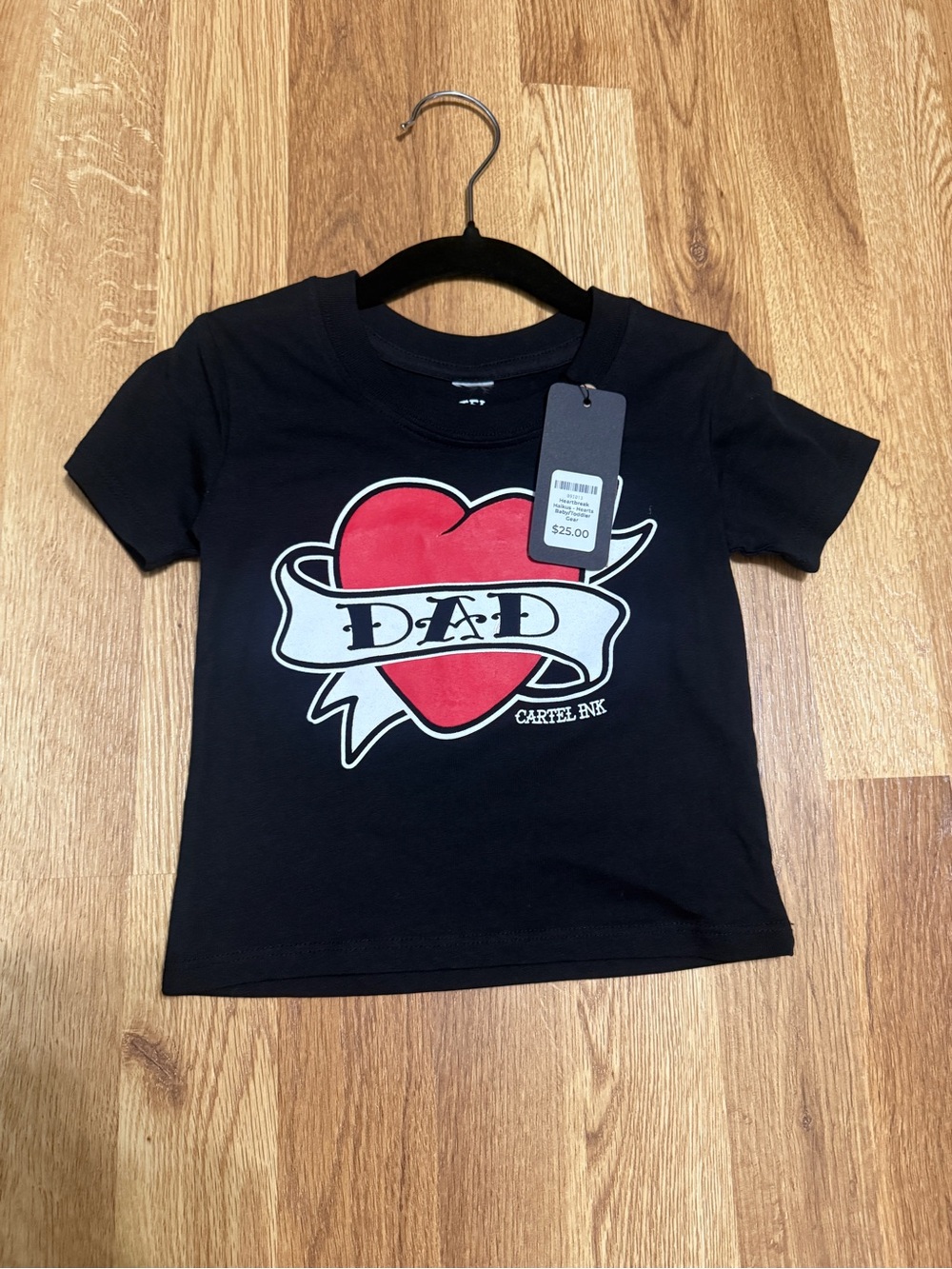 Kids "Dad" Heart Graphic Tee - Black & Red classic Tattoo Style